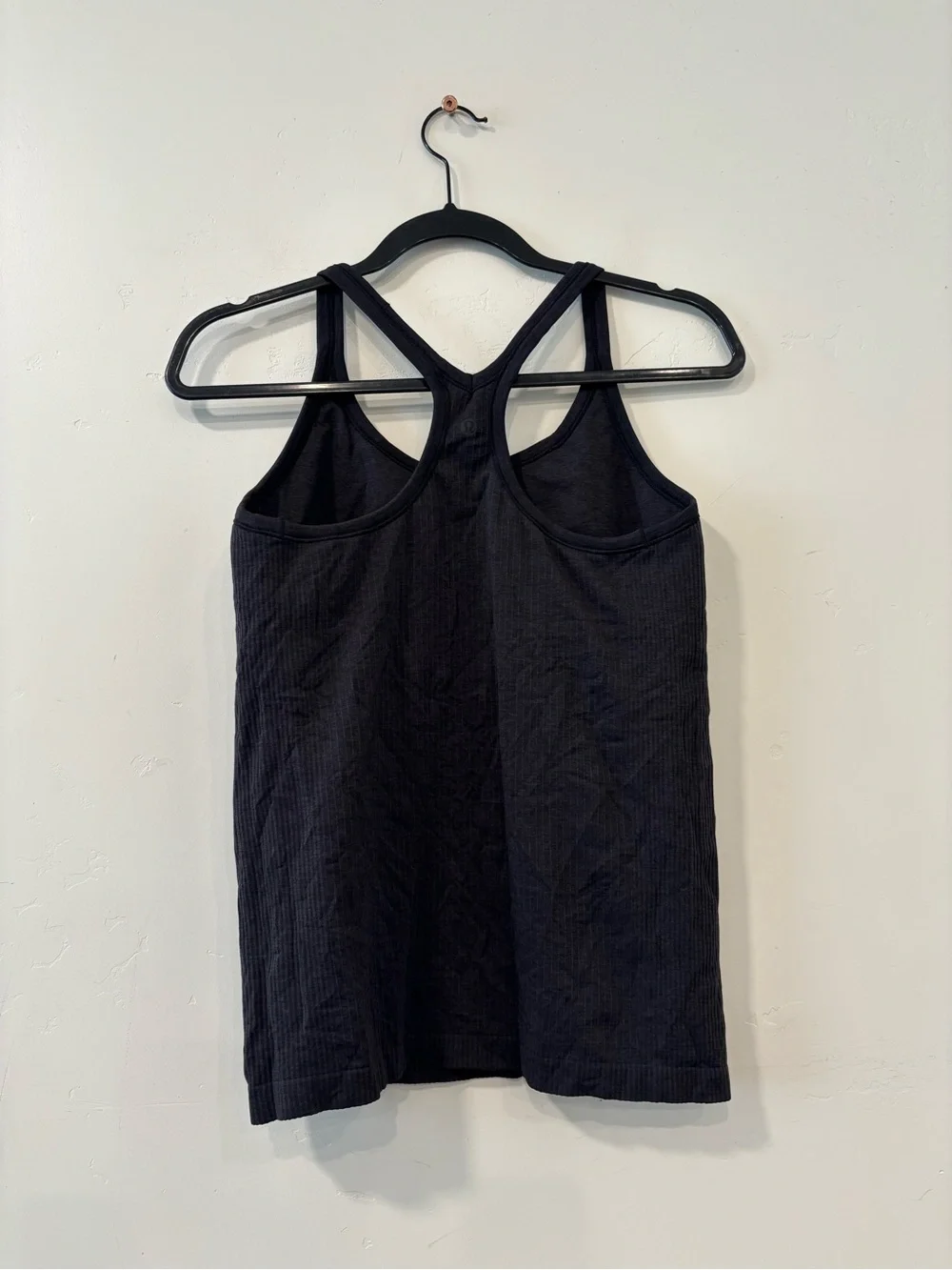 Lululemon Top Womens 10 Black Ebb To Street Tank II B/C Cup Bra Seamless Padded